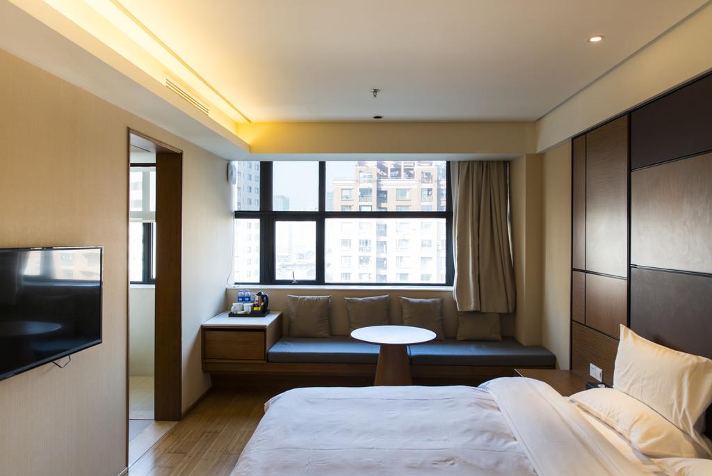 Ji Hotel Shanghai Xujiahui Zhaojiabang Road Luaran gambar